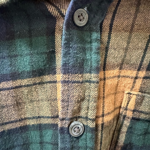Eddie Bauer Green and Black Flannel Shirt Size Large - Picture 4 of 6
